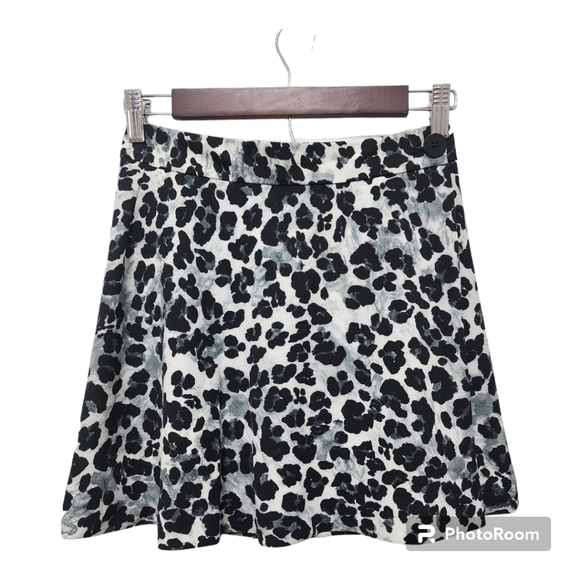 NWT Zara Animal Print Skort Size S - Picture 1 of 7